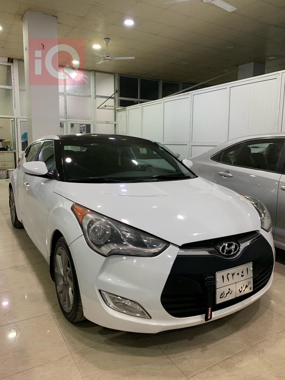 Hyundai Veloster